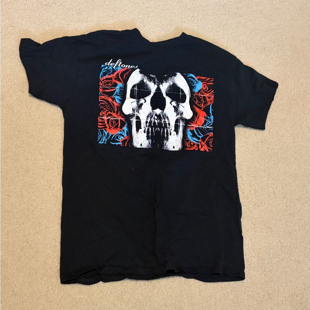 Black Skull Graphic Tee